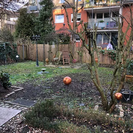 公寓 Pantea Messe *